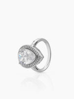 Calyra Solitaire Ring