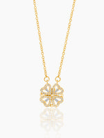 Shiny Clover Necklace