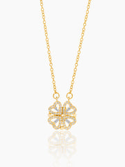 Shiny Clover Necklace