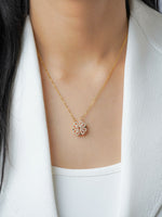 Shiny Clover Necklace