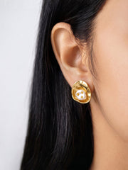 Yarevia Pearl Shell 18K Gold Plated Earrings