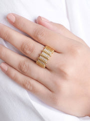 Zelina Ribbed Diamond Ring